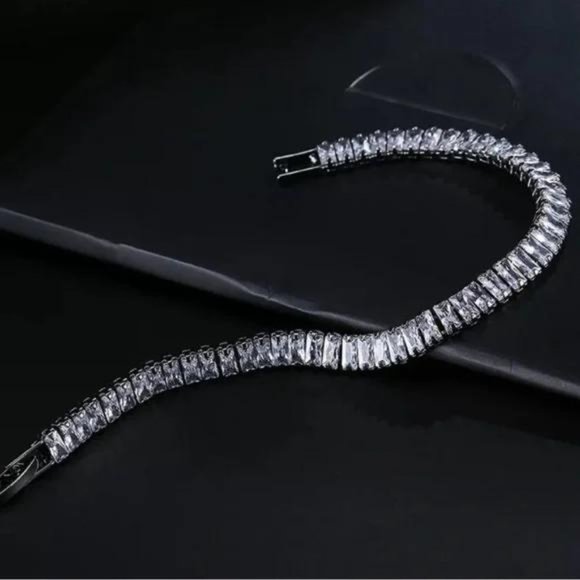 NEW ‘7’ 925 STERLING SILVER DIAMOND BRACELET, NICE BRACELET, CUTE BRACELET - Picture 6 of 6